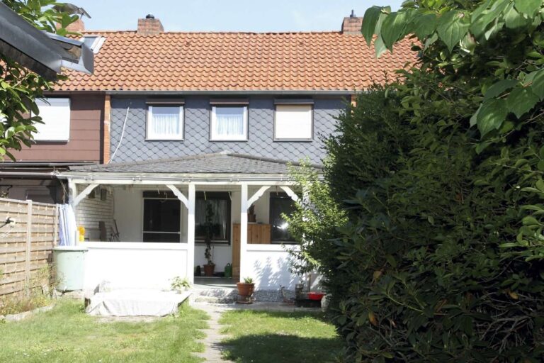 VERKAUFT! Solides Reihenmittelhaus in zentraler Wohnlage von Tostedt…