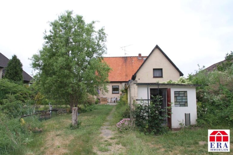 EFH mit viel Potential auf großem Grundstück!      360 Grad Panoramabesichtigung!