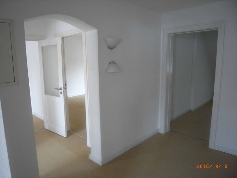 Moderne 3 Zimmer Dachgeschosswohnung