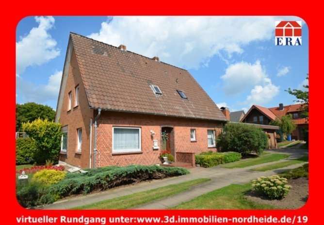 EINFAMILIENHAUS MIT ERWEITERUNGSMÖGLICHKEIT UND BLICK AUF PFERDEWIESEN