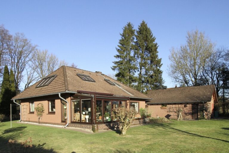 Einfamilienhaus in ruhiger Lage mit Weitblick!