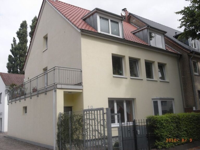 Moderne 3 Zimmer Dachgeschosswohnung